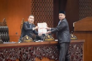 Dokumentasi Rapat Paripurna DPR RI saat pengesahan RUU Pengaturan Reforma Agraria. Foto resmi bersumber dari CNBC Indonesia dan arsip Dokumentasi Kementerian ATR/BPN.